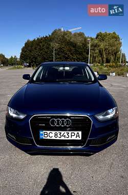 Седан Audi A4 2015 в 