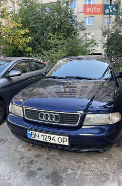 Универсал Audi A4 1996 в Киеве