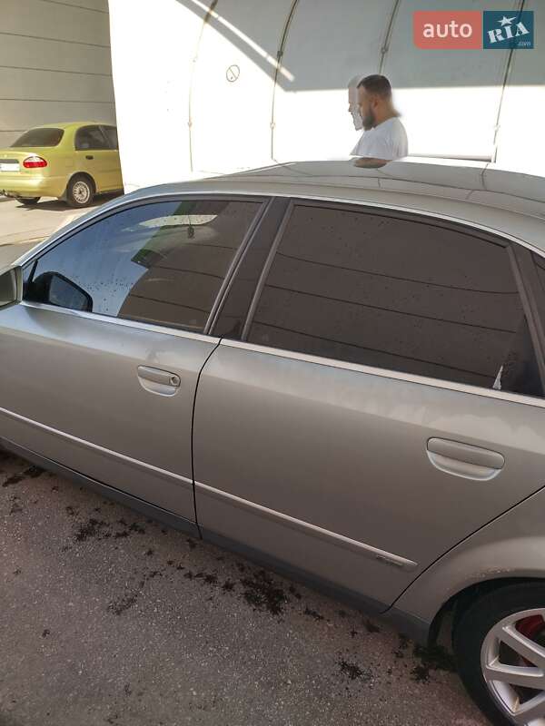 Седан Audi A4 2001 в Кременчуге
