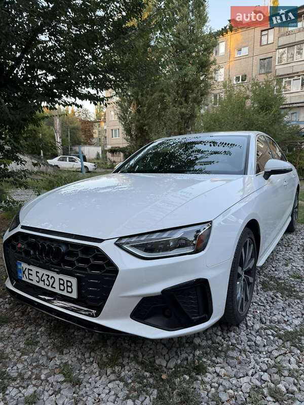 Audi A4 2020