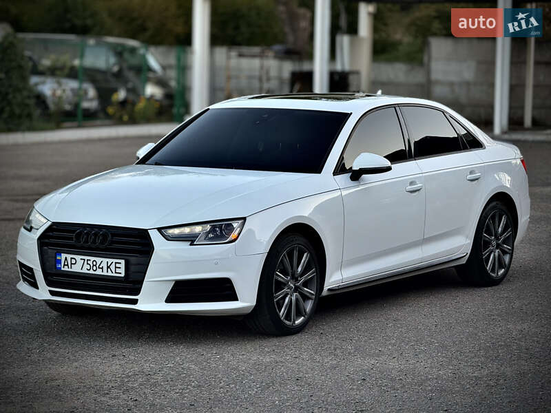 Седан Audi A4 2016 в 