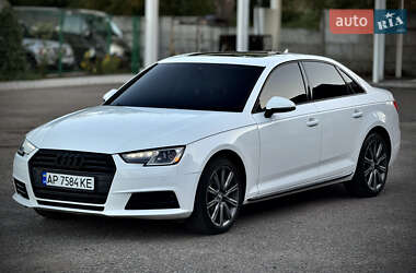 Седан Audi A4 2016 в 
