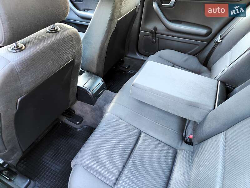 Универсал Audi A4 2004 в Киеве