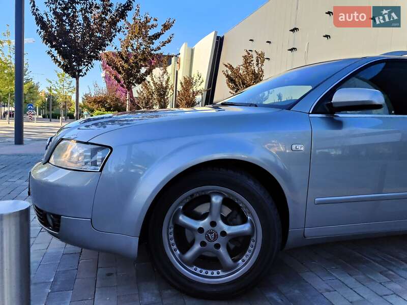 Универсал Audi A4 2004 в Киеве