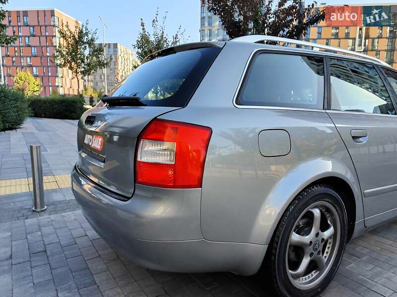 Универсал Audi A4 2004 в Киеве