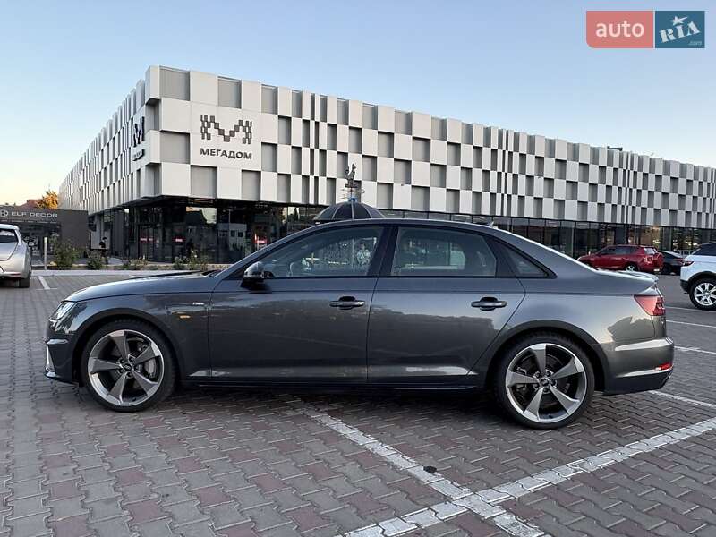 Седан Audi A4 2018 в Одессе