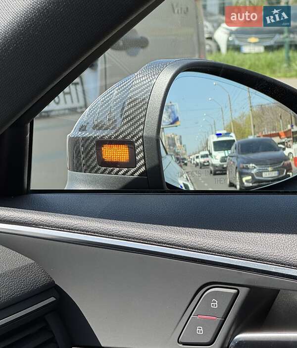 Седан Audi A4 2018 в Одессе