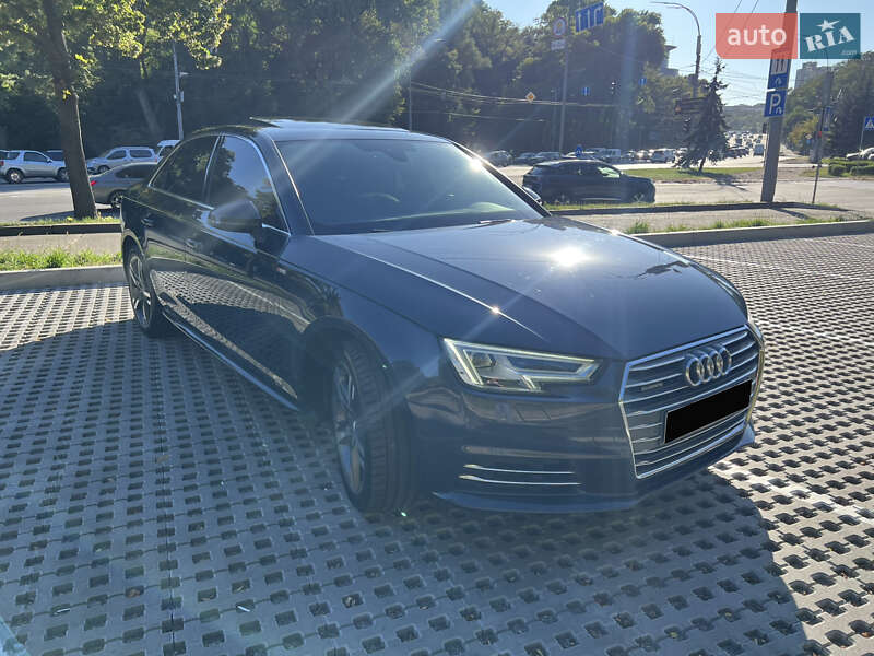 Седан Audi A4 2016 в Києві