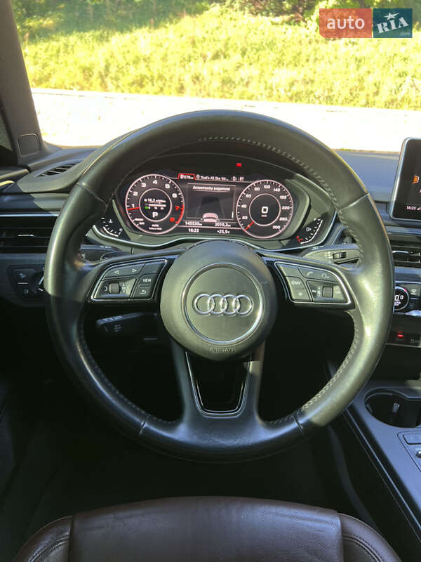 Седан Audi A4 2016 в Киеве