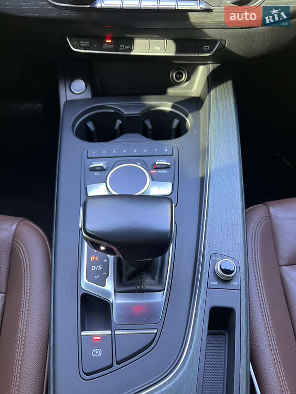 Седан Audi A4 2016 в Києві
