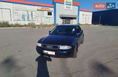 Седан Audi A4 1997 в Чернигове