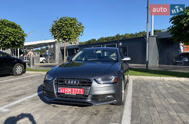 Седан Audi A4 2014 в 