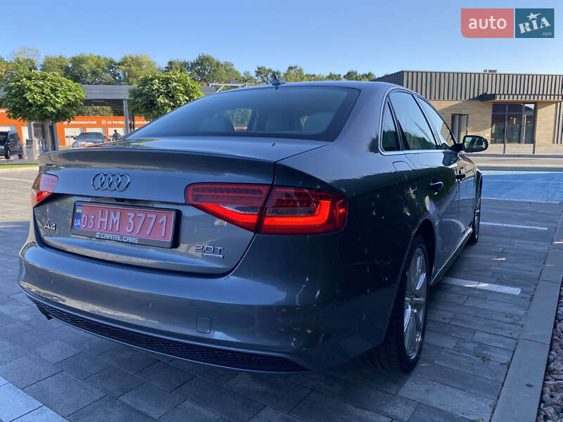 Седан Audi A4 2014 в Луцке