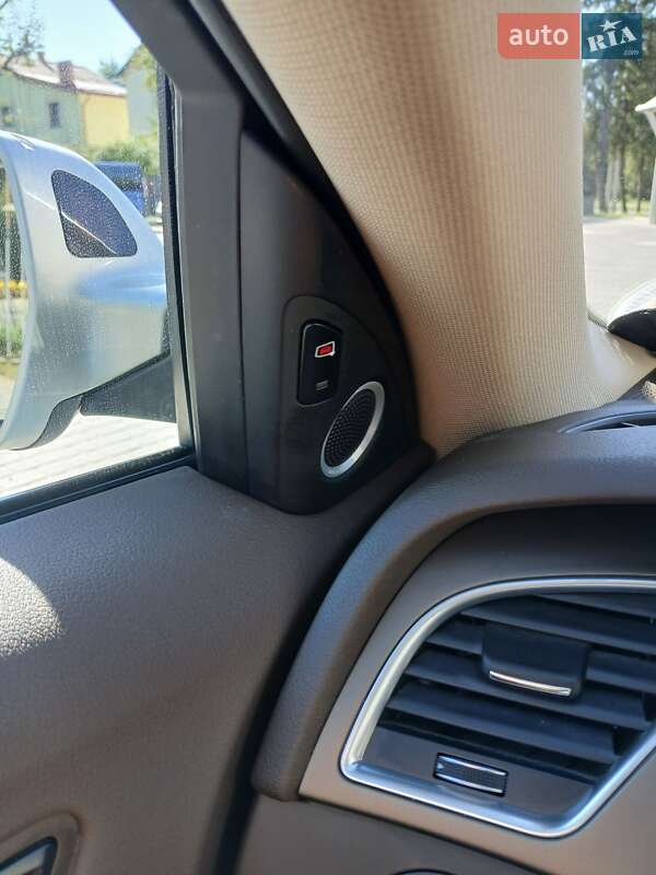 Седан Audi A4 2014 в Львове