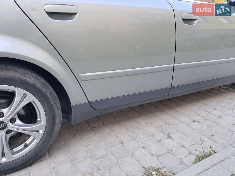 Универсал Audi A4 2001 в Чемеровцах