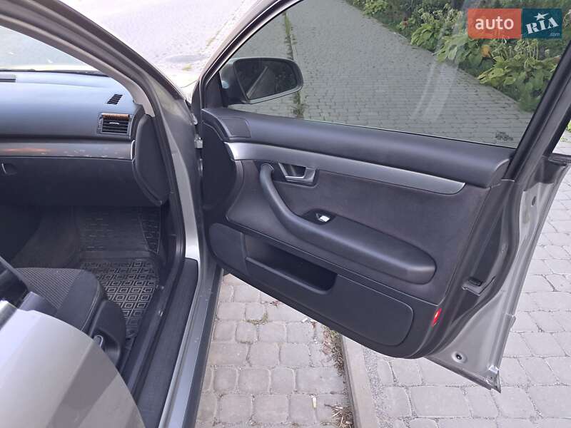Универсал Audi A4 2001 в Чемеровцах