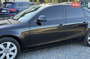 Седан Audi A4 2009 в 