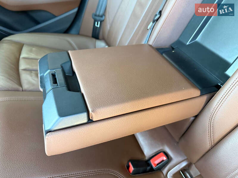 Седан Audi A4 2017 в Стрию