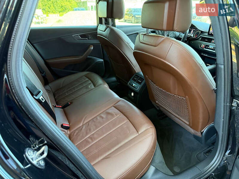 Седан Audi A4 2017 в Стрию