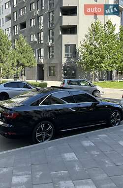 Седан Audi A4 2018 в 