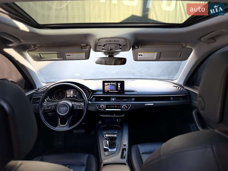 Седан Audi A4 2017 в Львове