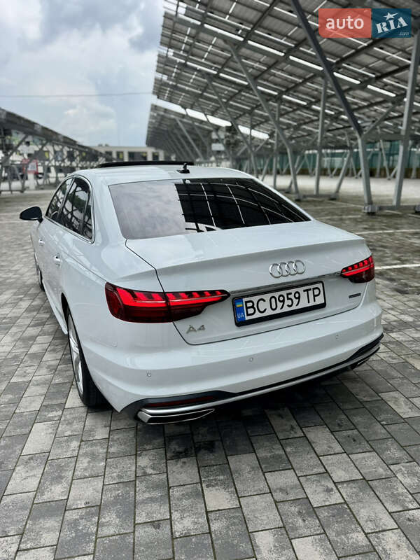 Седан Audi A4 2020 в Львове