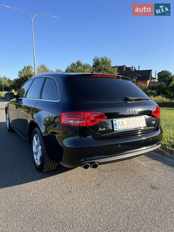 Универсал Audi A4 2013 в Киеве