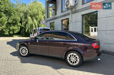 Седан Audi A4 2002 в 
