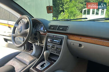 Седан Audi A4 2002 в 