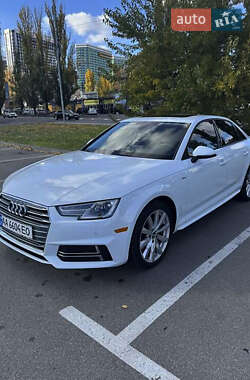 Седан Audi A4 2018 в Киеве