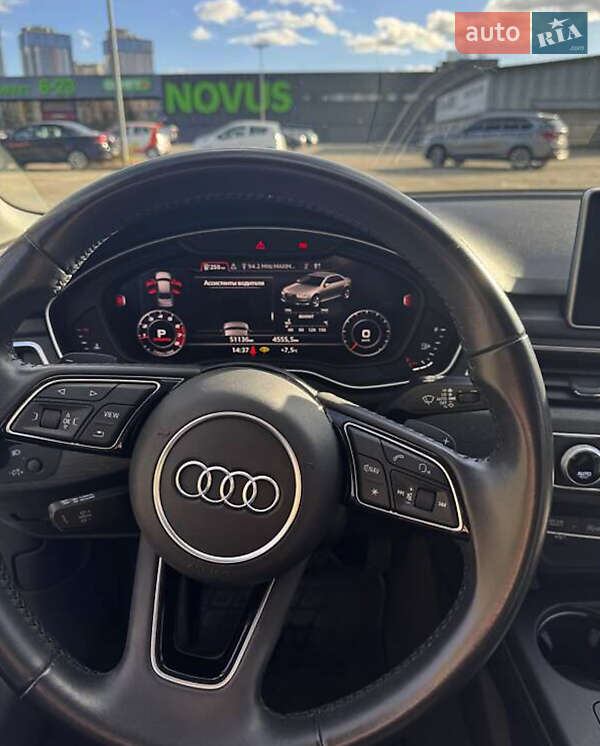 Седан Audi A4 2018 в Киеве