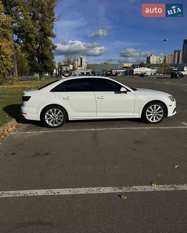 Седан Audi A4 2018 в Киеве