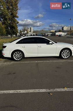 Седан Audi A4 2018 в 