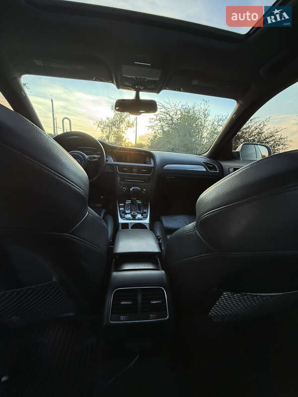 Седан Audi A4 2014 в Кривом Роге