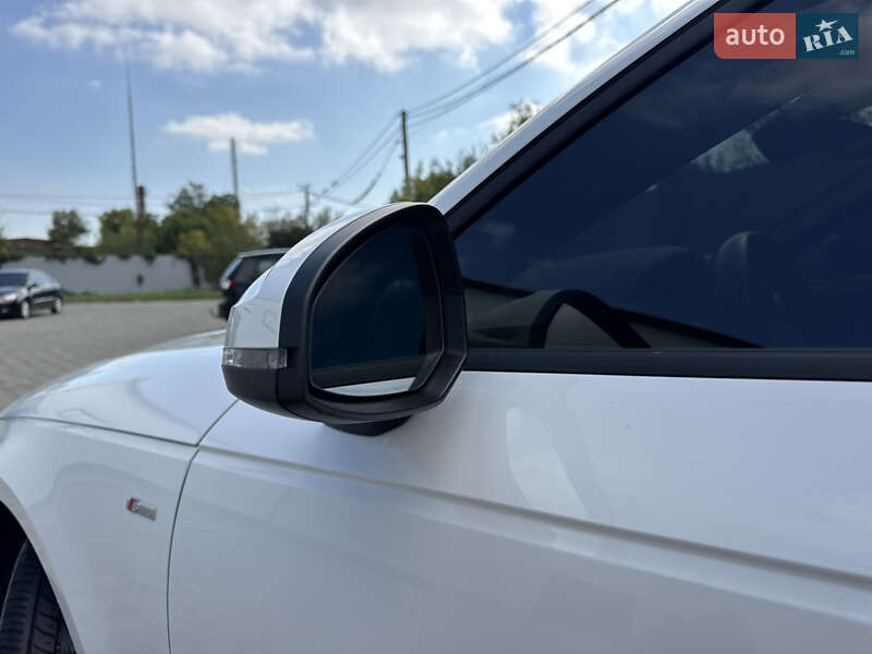 Седан Audi A4 2018 в Ивано-Франковске