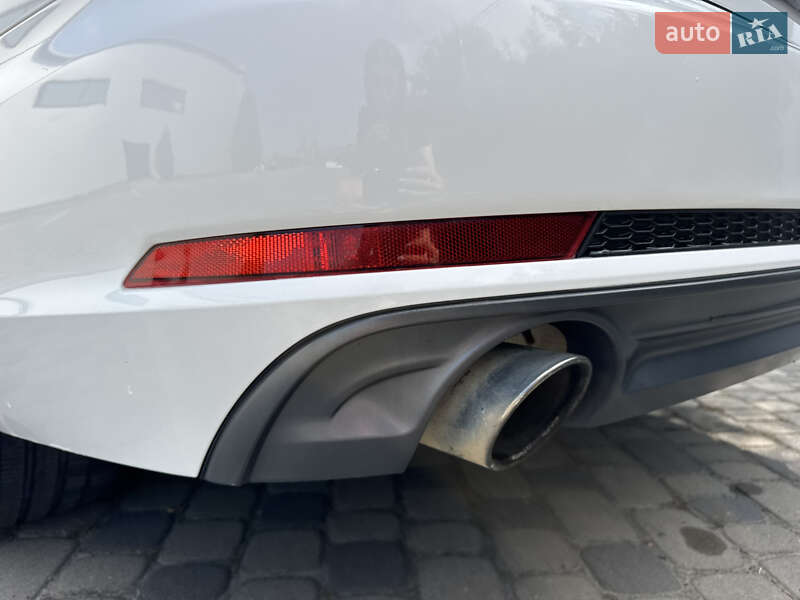 Седан Audi A4 2018 в Ивано-Франковске
