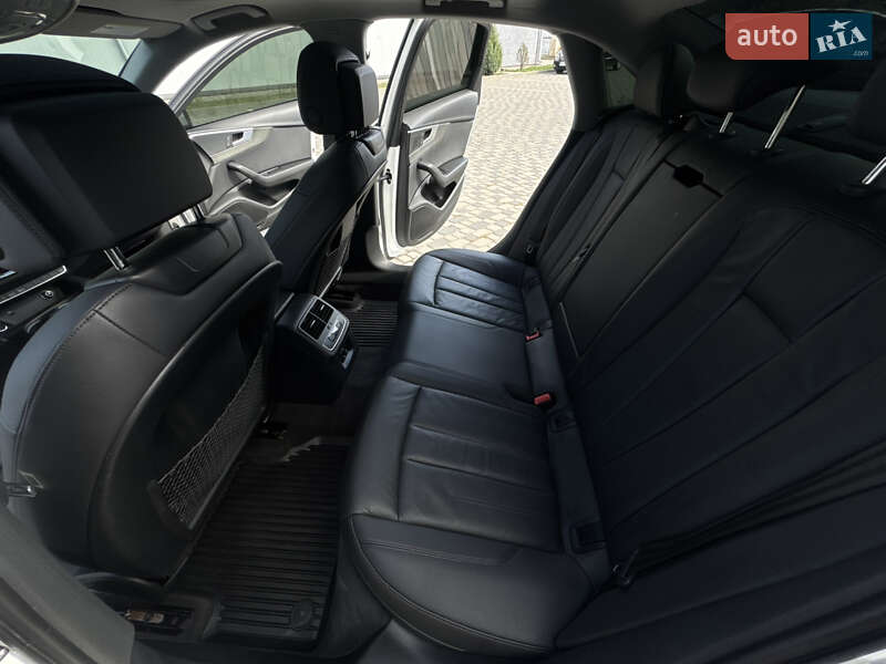 Седан Audi A4 2018 в Ивано-Франковске