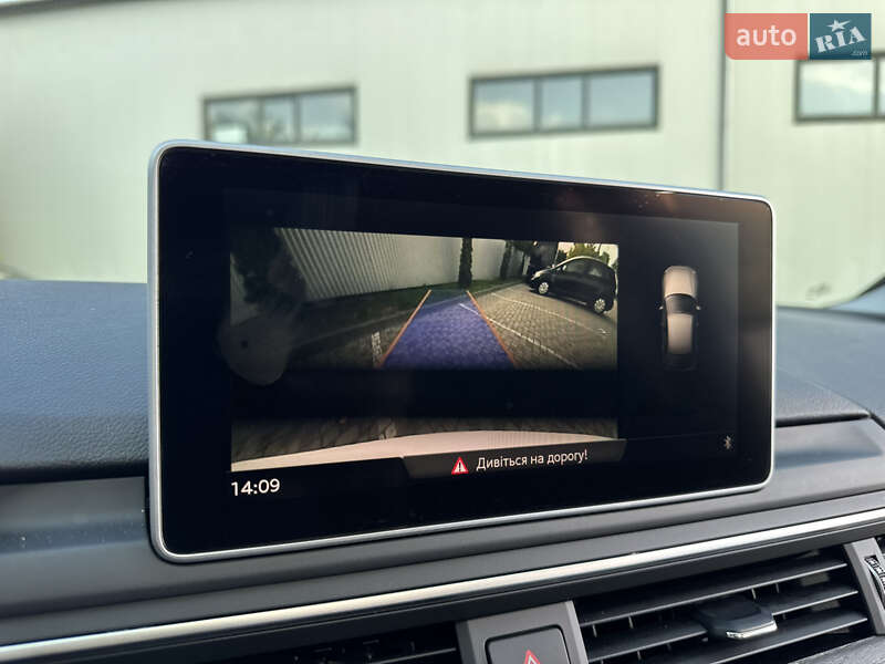 Седан Audi A4 2018 в Ивано-Франковске