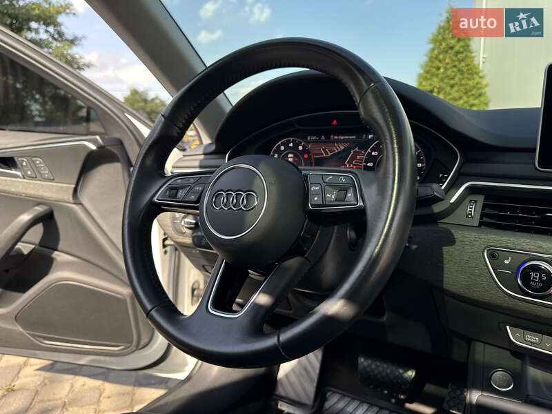 Седан Audi A4 2018 в Ивано-Франковске
