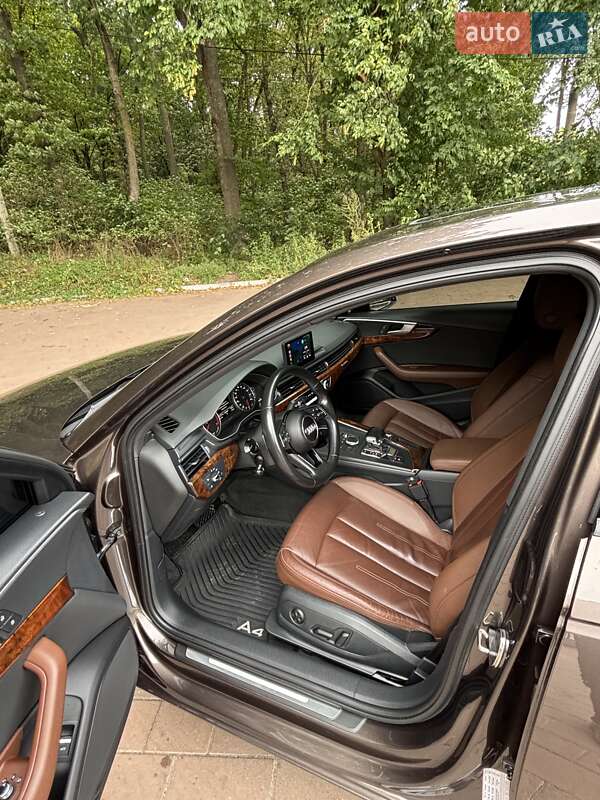 Седан Audi A4 2016 в Тернополе