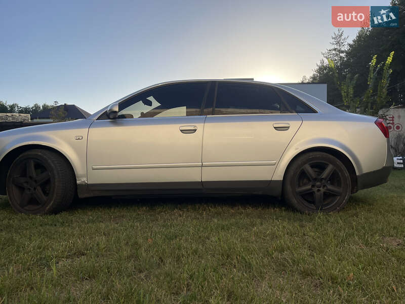 Седан Audi A4 2001 в Полтаве