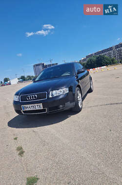 Седан Audi A4 2001 в Одессе