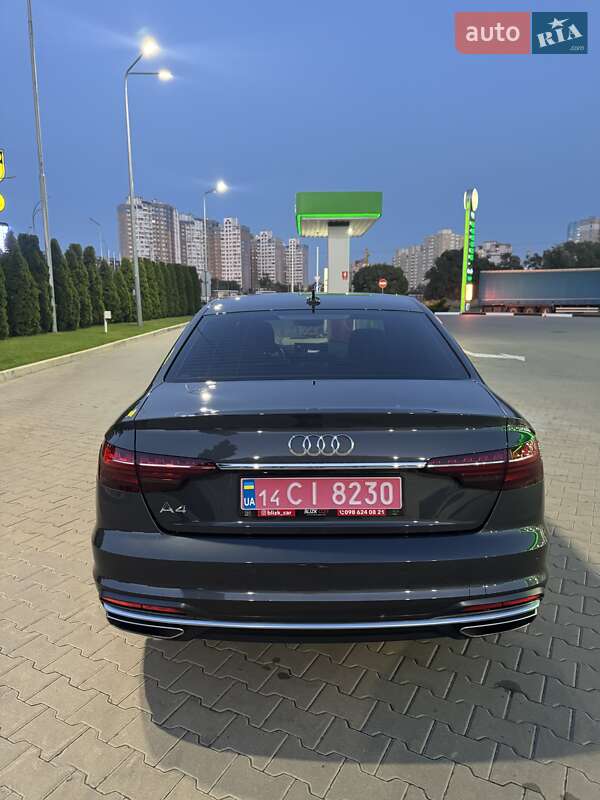 Седан Audi A4 2021 в Києві