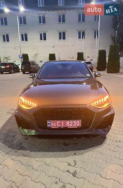 Седан Audi A4 2021 в 