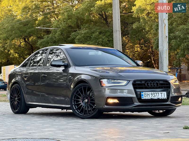 Седан Audi A4 2014 в Одессе