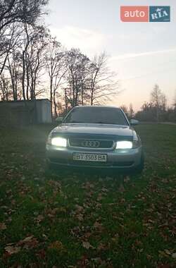 Седан Audi A4 1998 в 