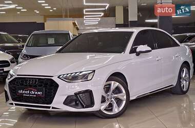 Седан Audi A4 2020 в 