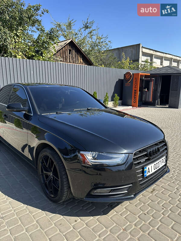 Седан Audi A4 2013 в Кропивницькому