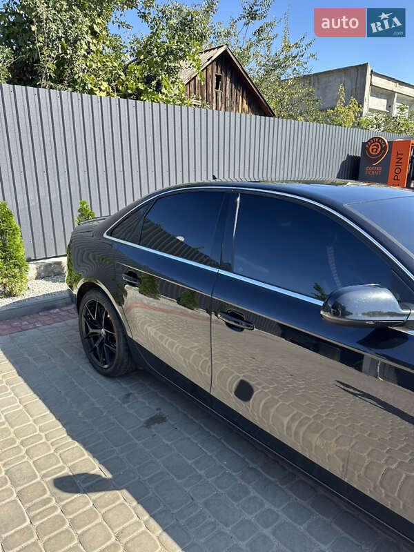 Седан Audi A4 2013 в Кропивницькому