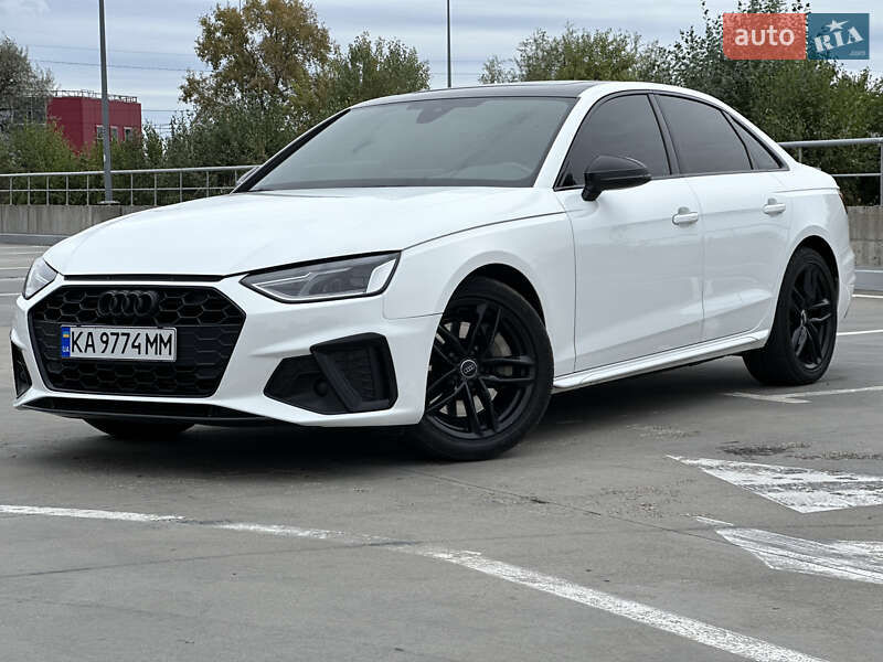 Седан Audi A4 2019 в Киеве